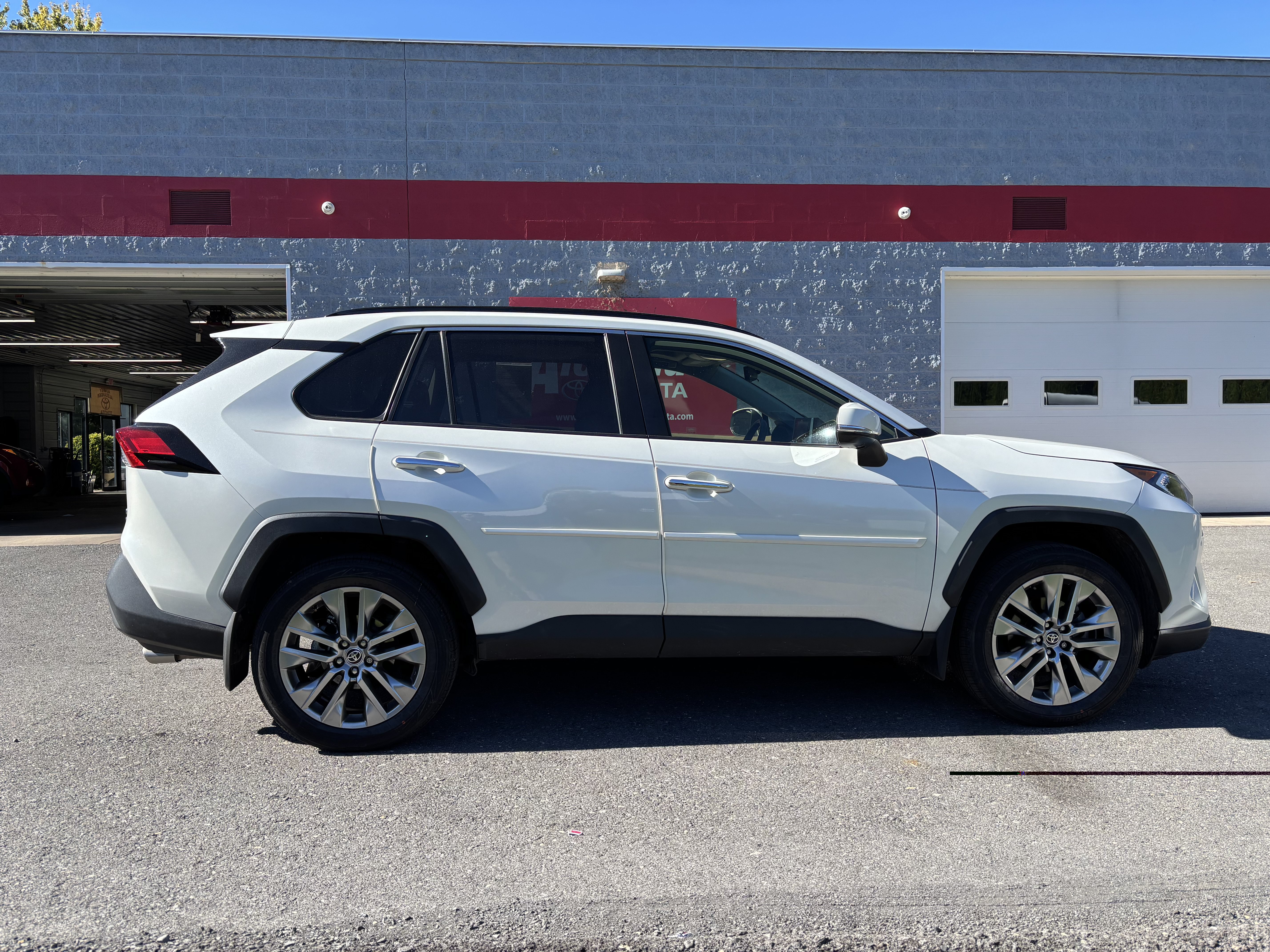 Used 2020 Toyota RAV4 Limited Sport Utility