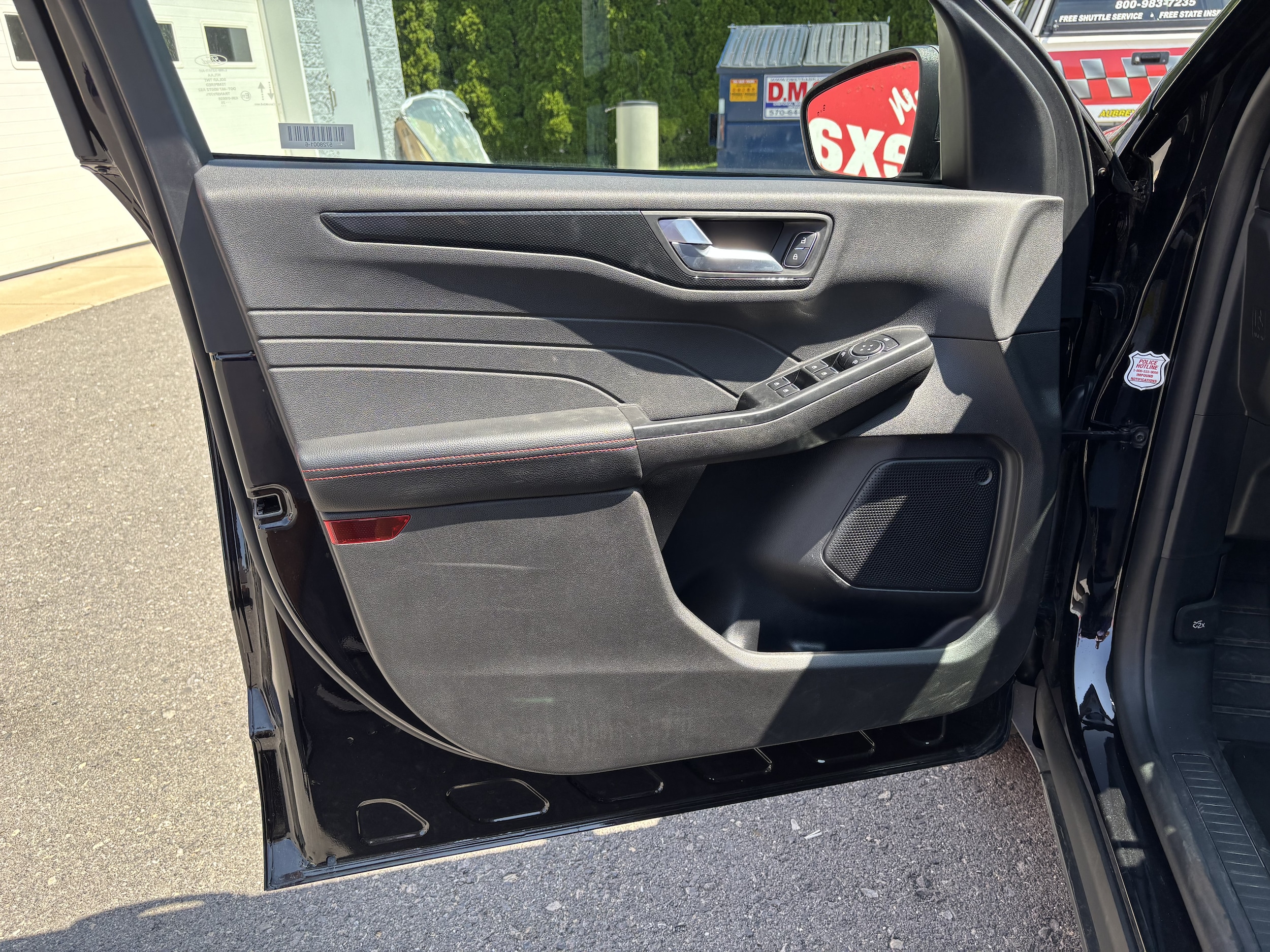 2025 Ford Escape ST-Line - Photo 16