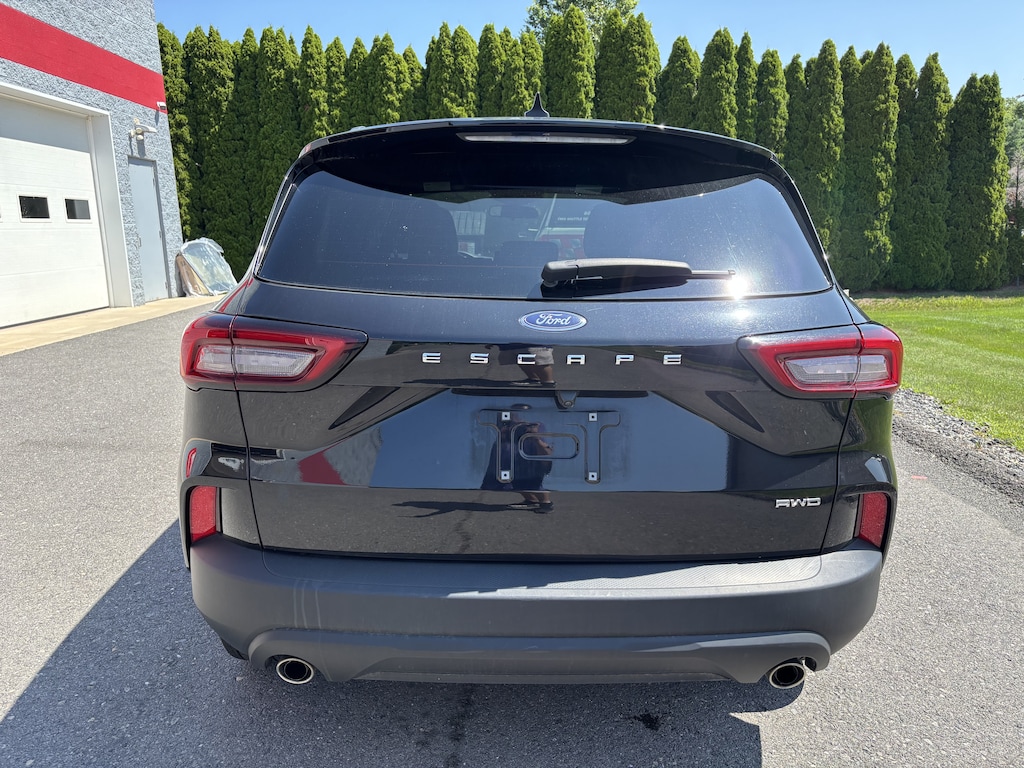 Used 2025 Ford Escape ST-Line Select SUV