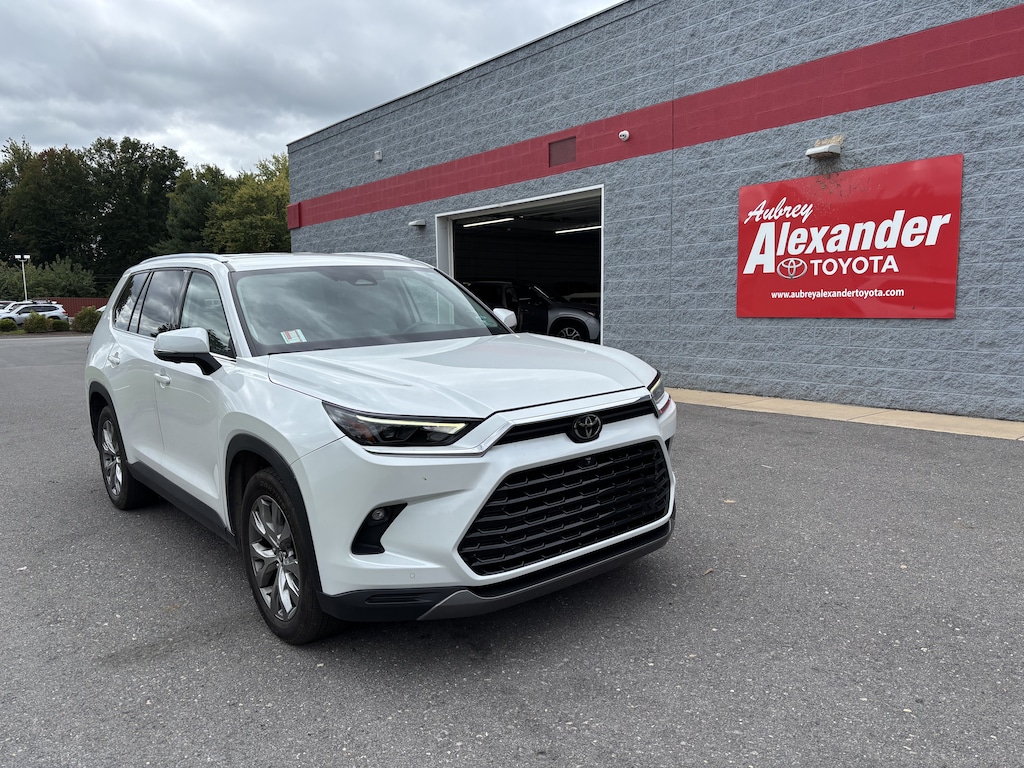 Used 2024 Toyota Grand Highlander Limited Sport Utility