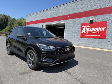 2025 Ford Escape ST-Line SUV