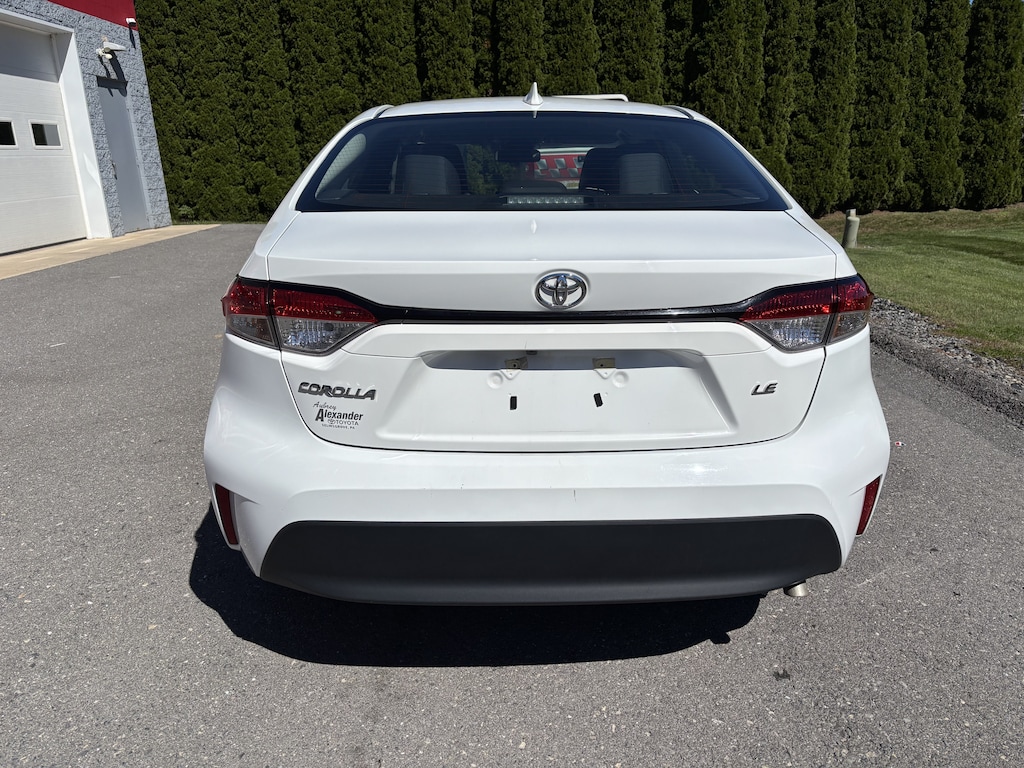 Certified 2025 Toyota Corolla LE Sedan
