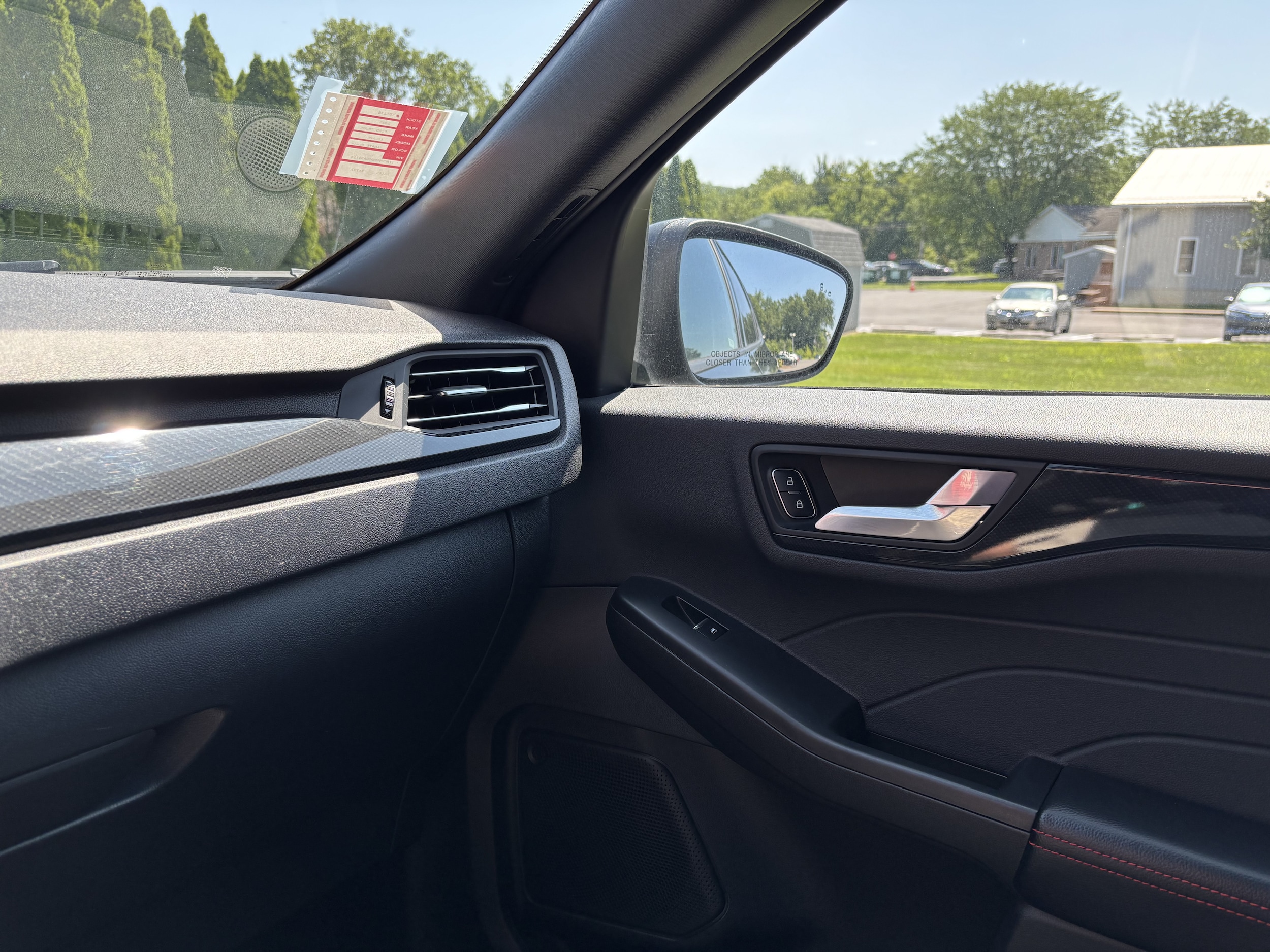 2025 Ford Escape ST-Line - Photo 23