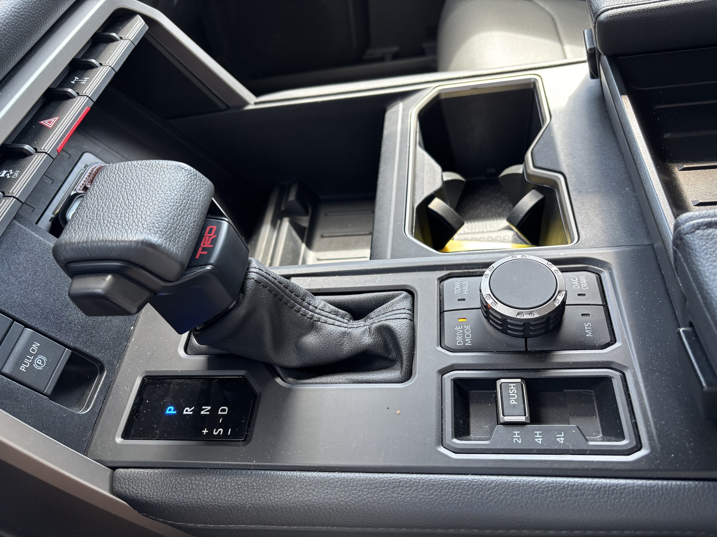 2024 Toyota Tundra Limited - Photo 21