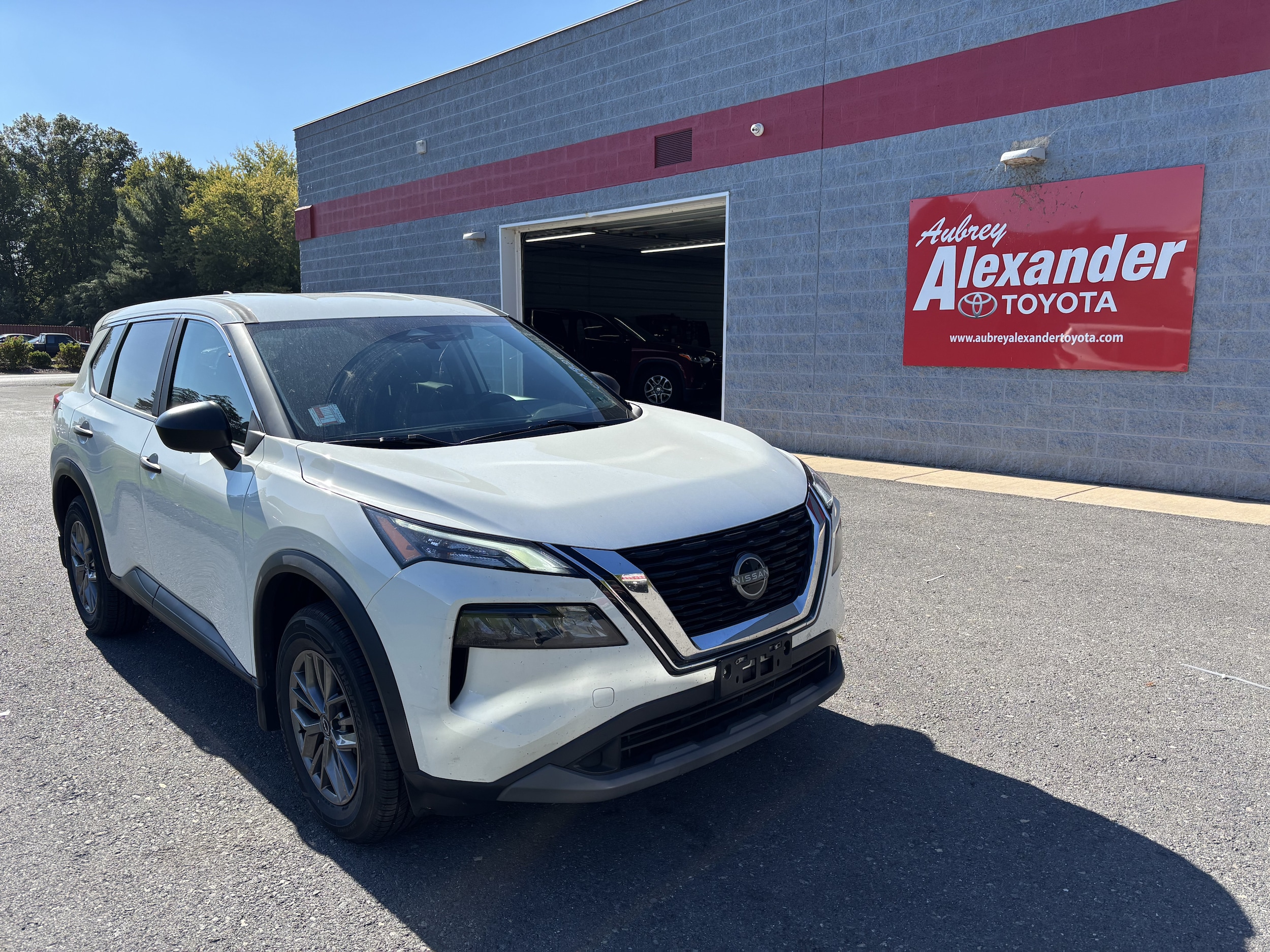 2023 Nissan Rogue S