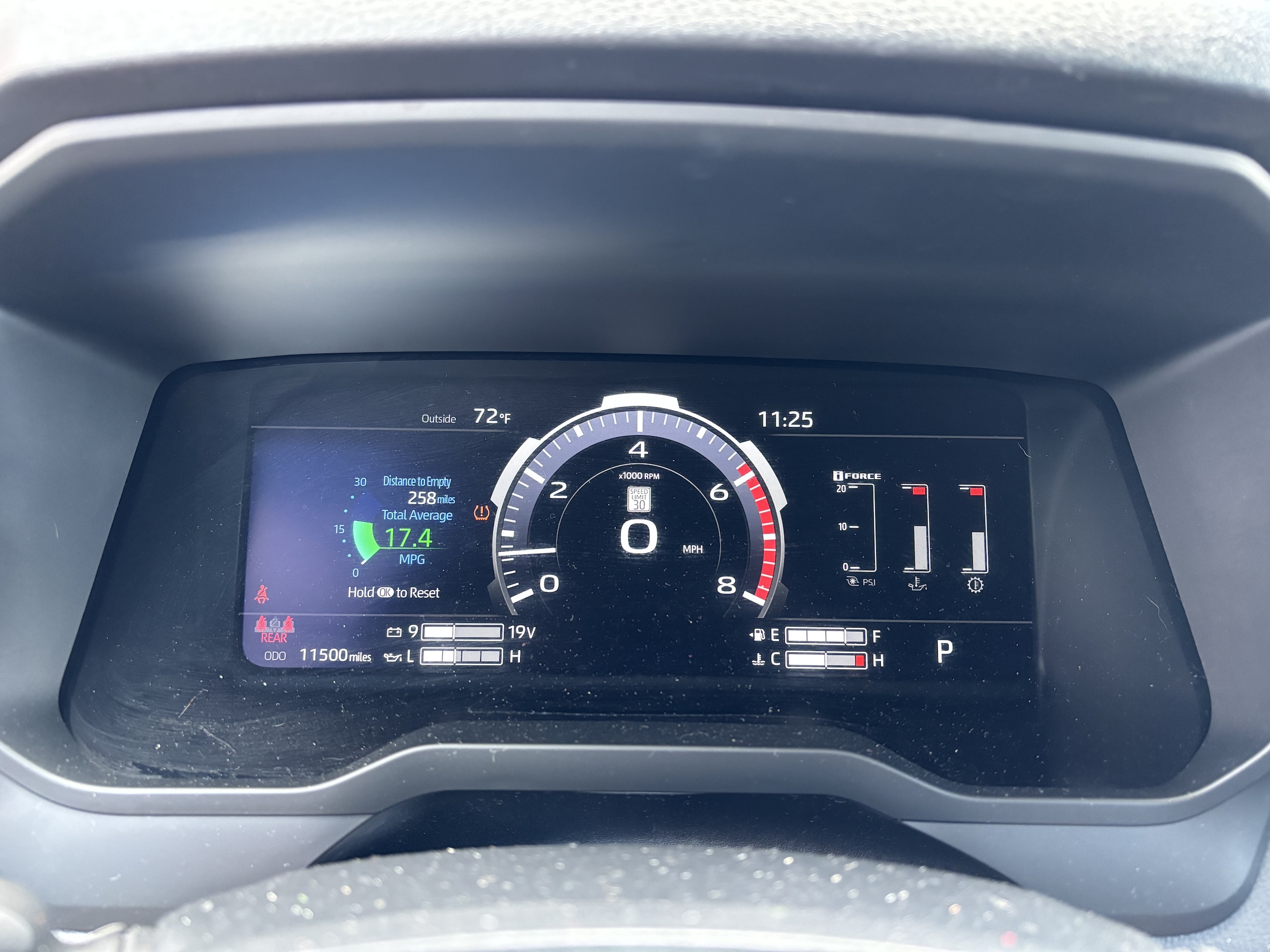2024 Toyota Tundra Limited - Photo 18