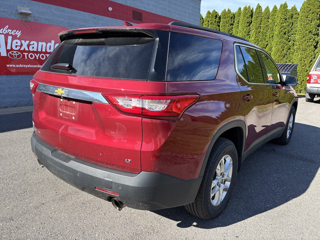 Used 2021 Chevrolet Traverse LT Leather SUV