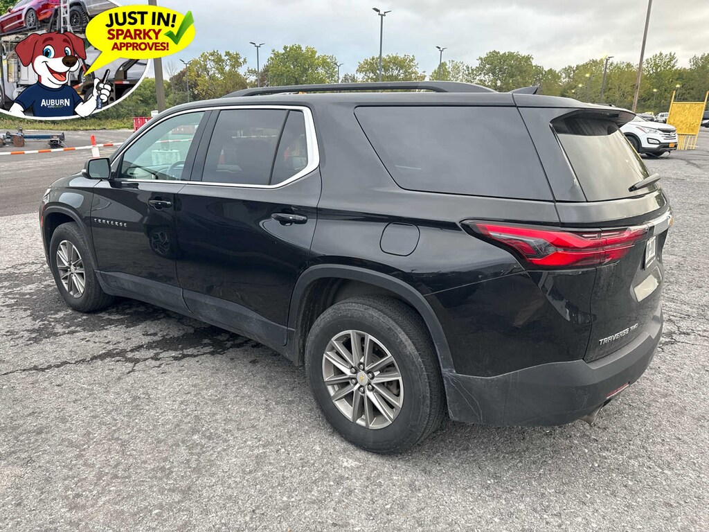 Used 2023 Chevrolet Traverse LT Cloth SUV