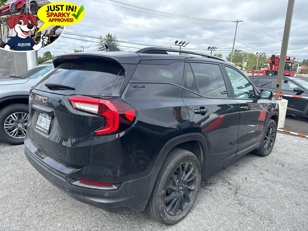 Used 2024 GMC Terrain SLE SUV