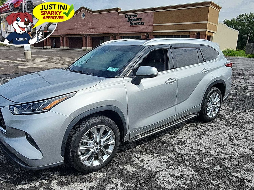 Used 2022 Toyota Highlander Limited