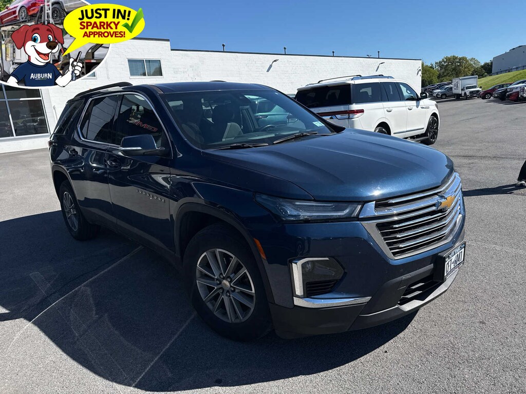 Used 2023 Chevrolet Traverse LT Cloth SUV