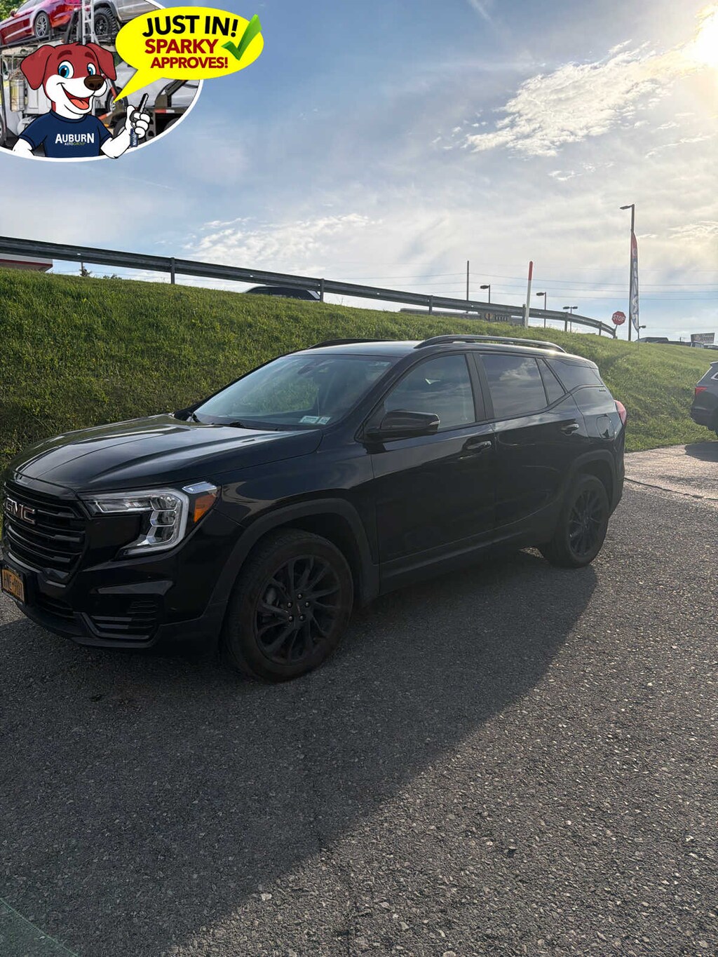 Used 2023 GMC Terrain SLE SUV
