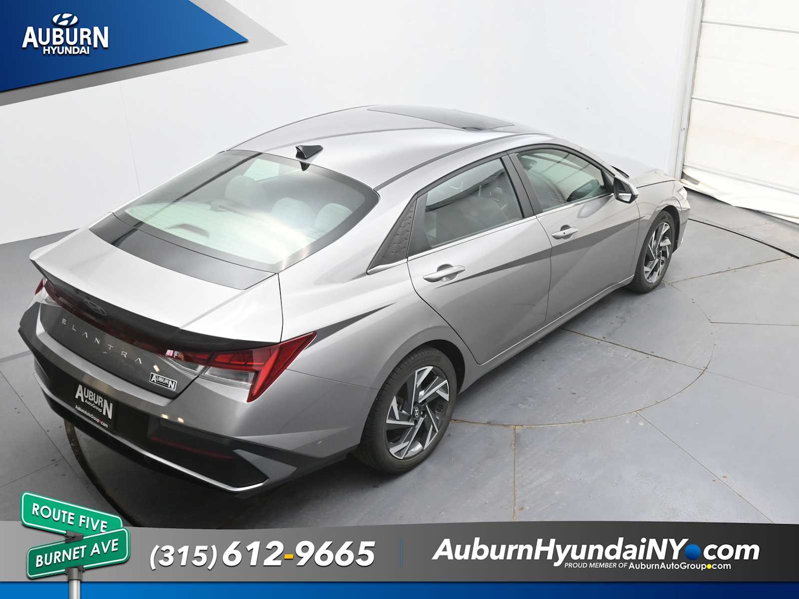 2024 Hyundai Elantra SEL - Photo 29