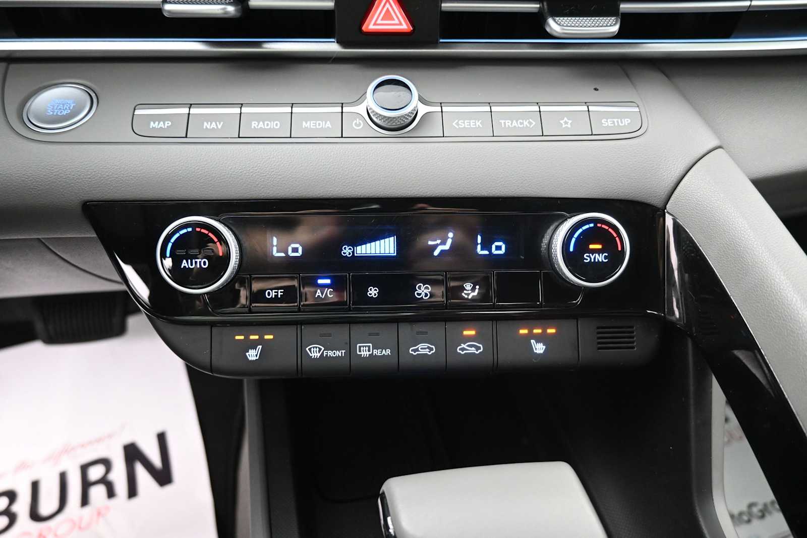 2024 Hyundai Elantra SEL - Photo 9