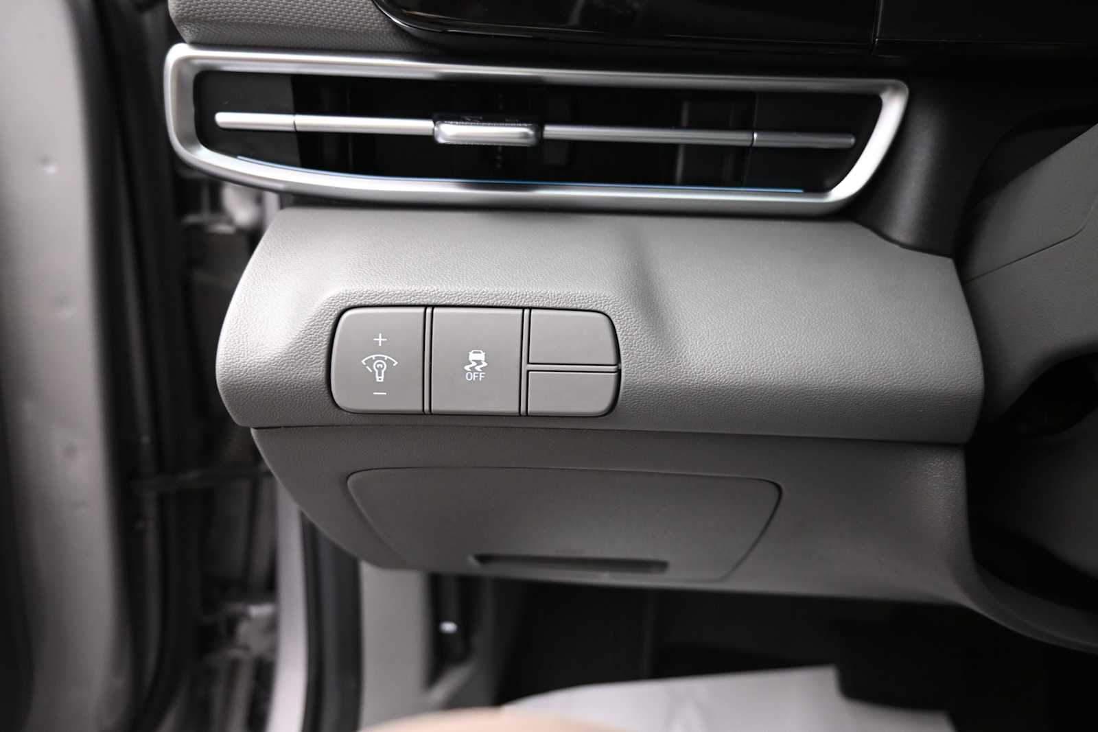 2024 Hyundai Elantra SEL - Photo 10