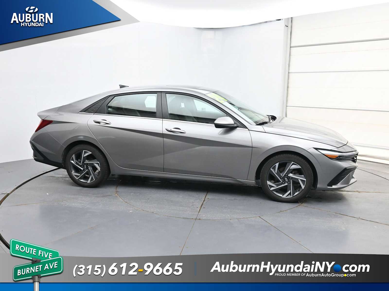 2024 Hyundai Elantra SEL - Photo 18