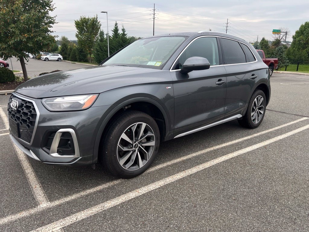 2023 Audi Q5 Premium Plus