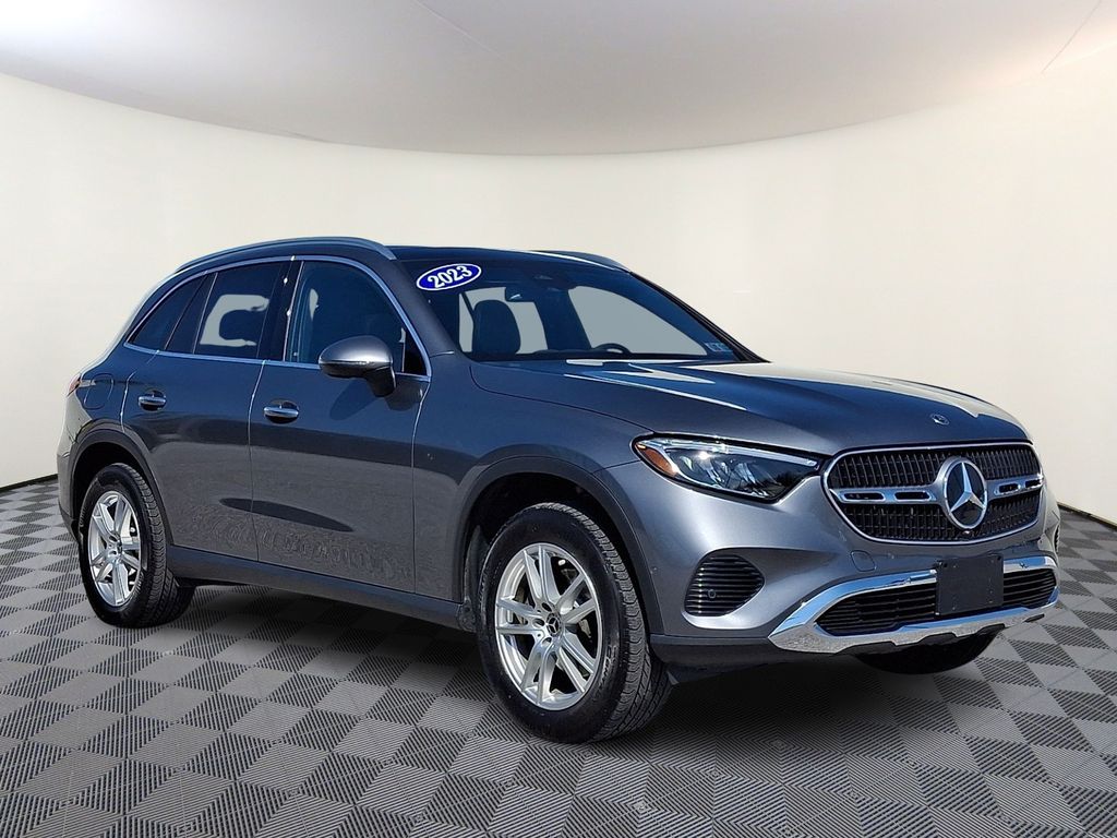2023 Mercedes-Benz GLC