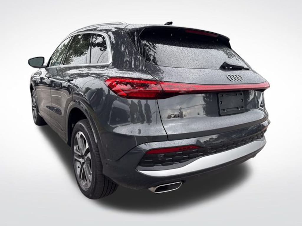 New 2026 Audi Q5 2.0T Premium Plus SUV