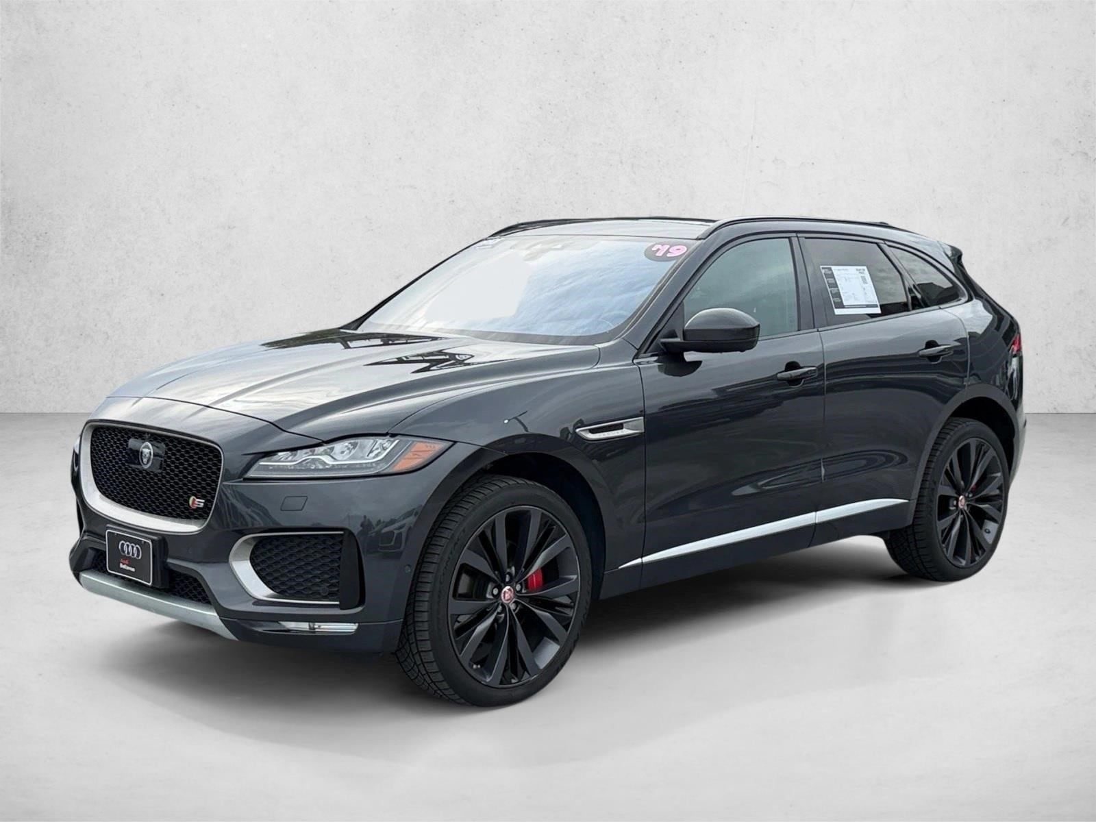 2019 Jaguar F-Pace