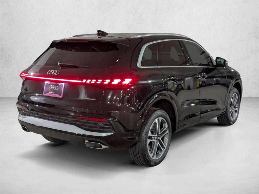 Used 2025 Audi Q5 2.0T Premium SUV