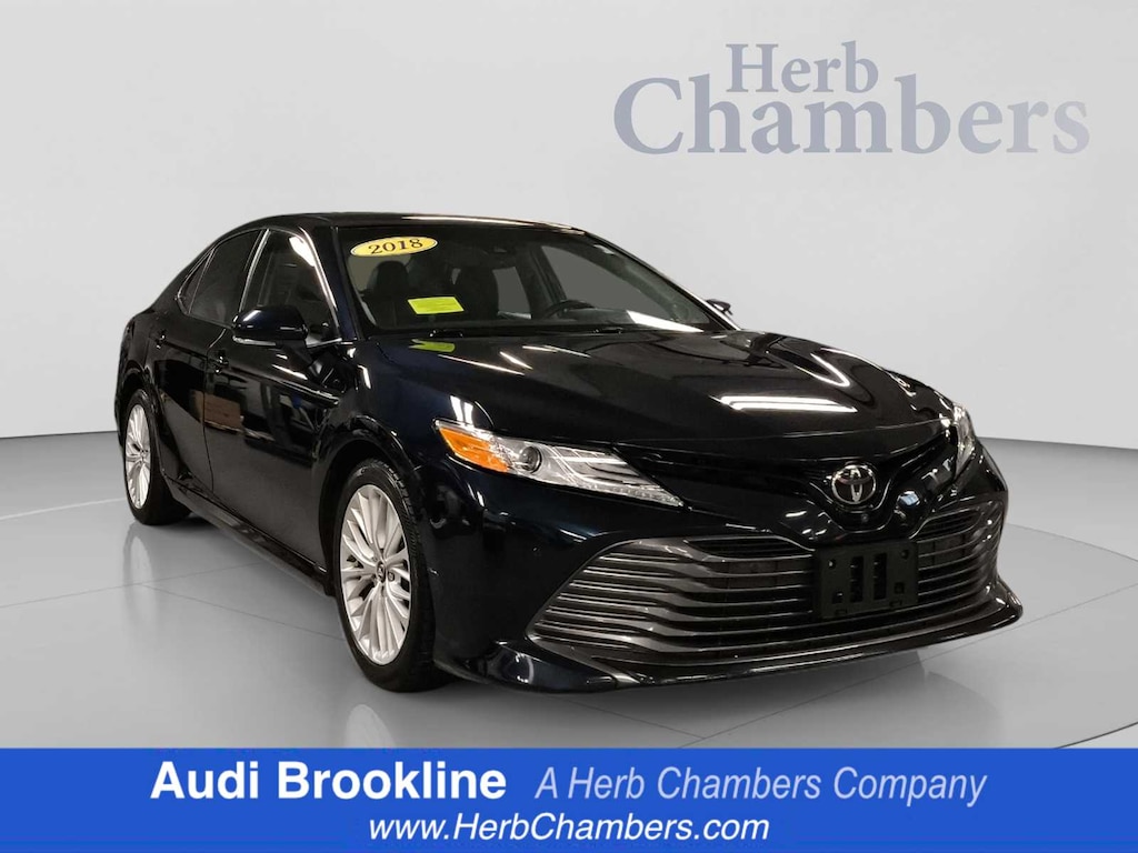 Used 2018 Toyota Camry XLE V6 Sedan