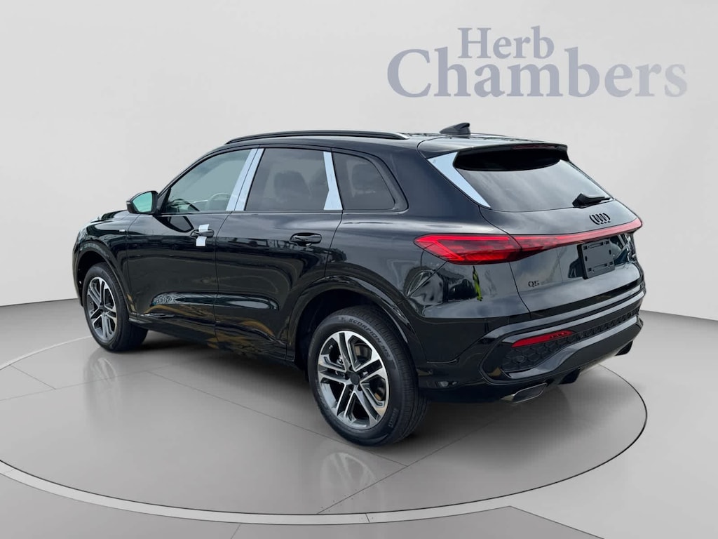 New 2026 Audi Q5 Premium SUV