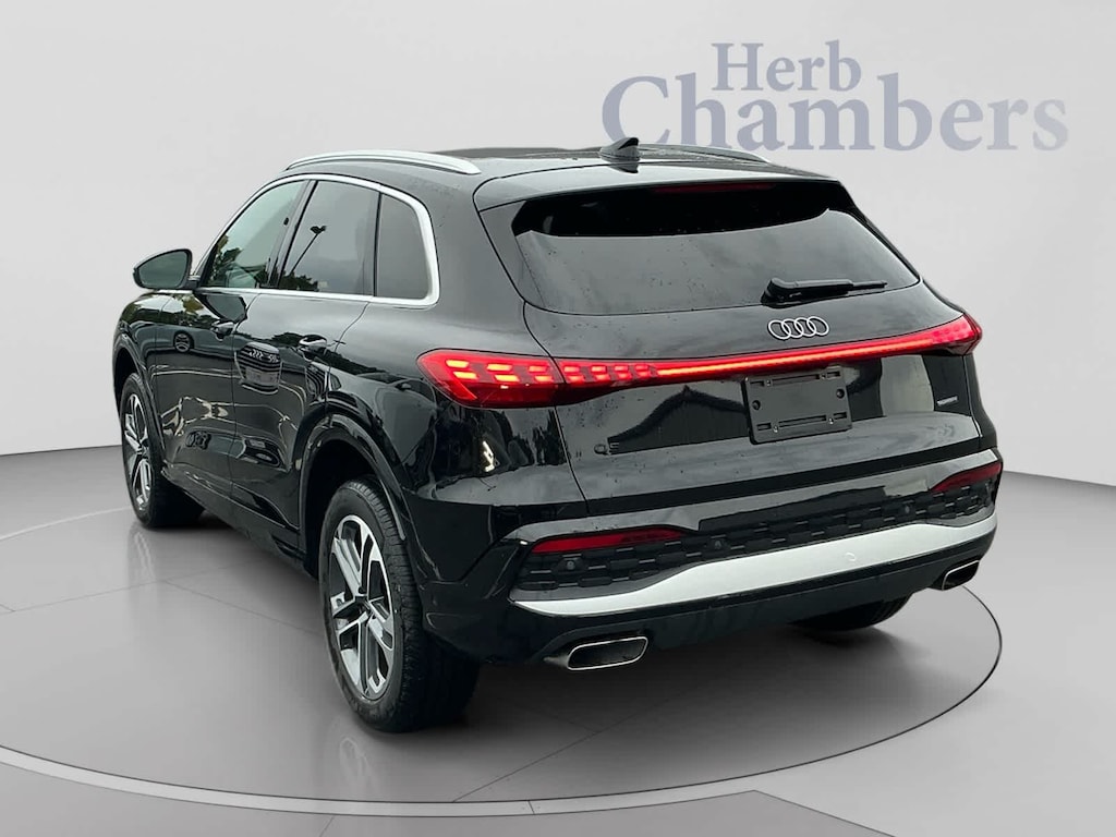 Used 2025 Audi Q5 2.0T Premium SUV