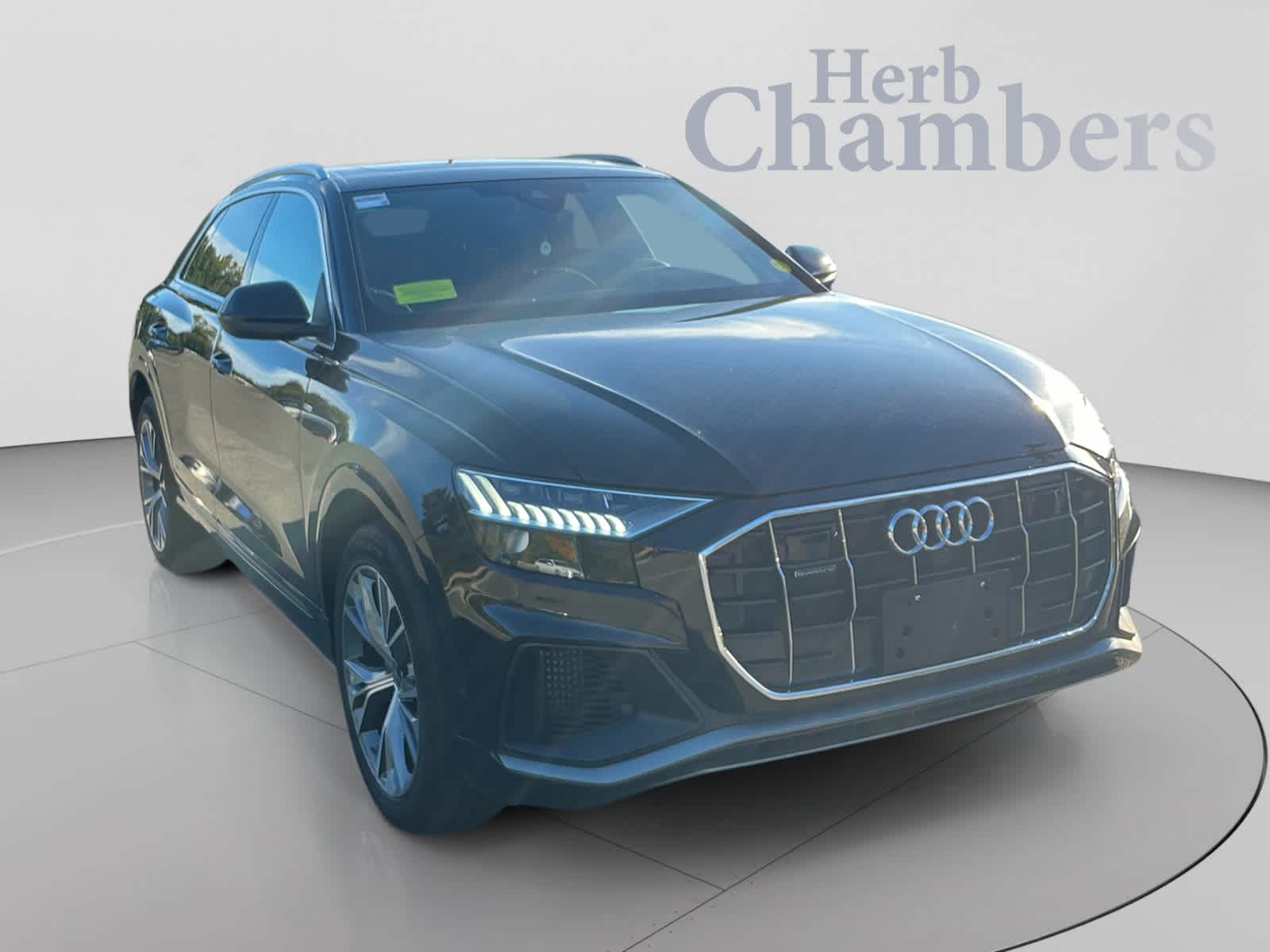2023 Audi Q8