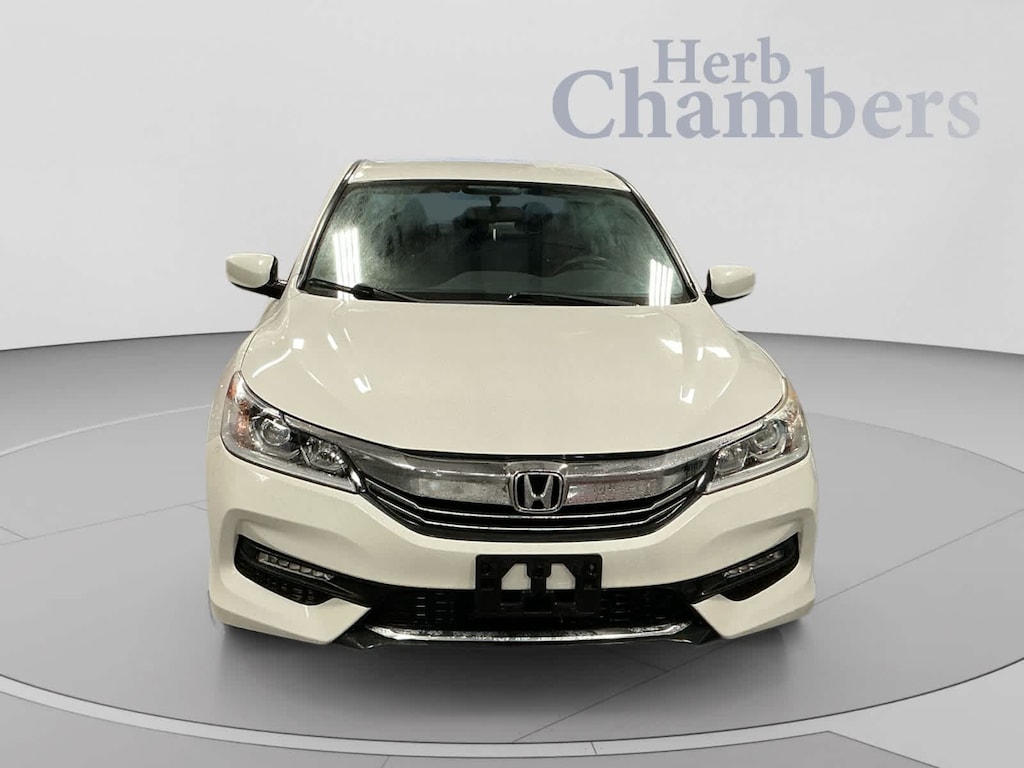 Used 2017 Honda Accord Sport SE Sedan