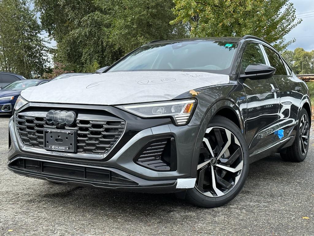  Audi Q8 Sportback e-tron