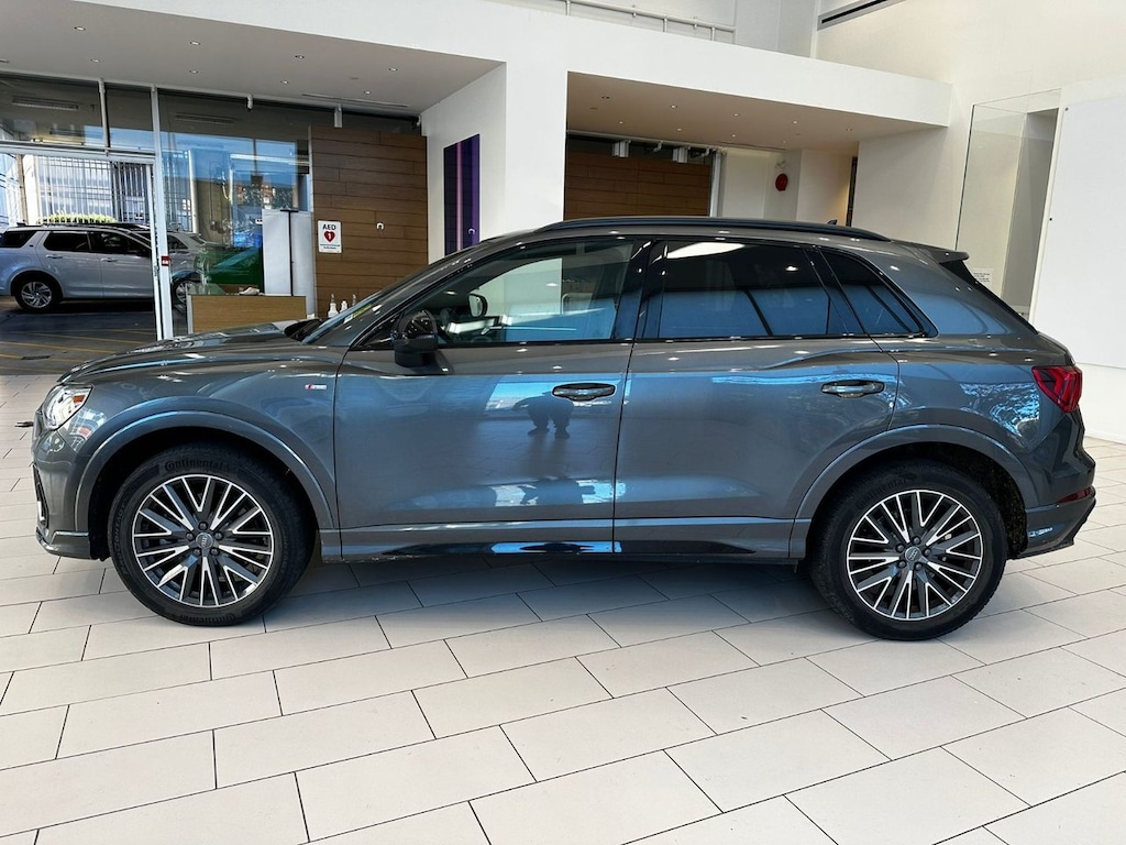 Certified 2021 Audi Q3 45 2.0T Progressiv Quattro 8sp Tiptronic Navi! Bla SUV
