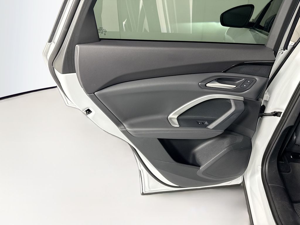 2025 Audi Q5 Premium - Photo 26