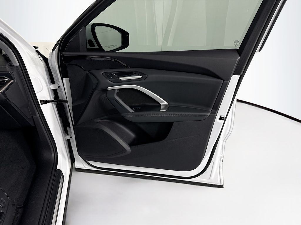 2025 Audi Q5 Premium - Photo 25