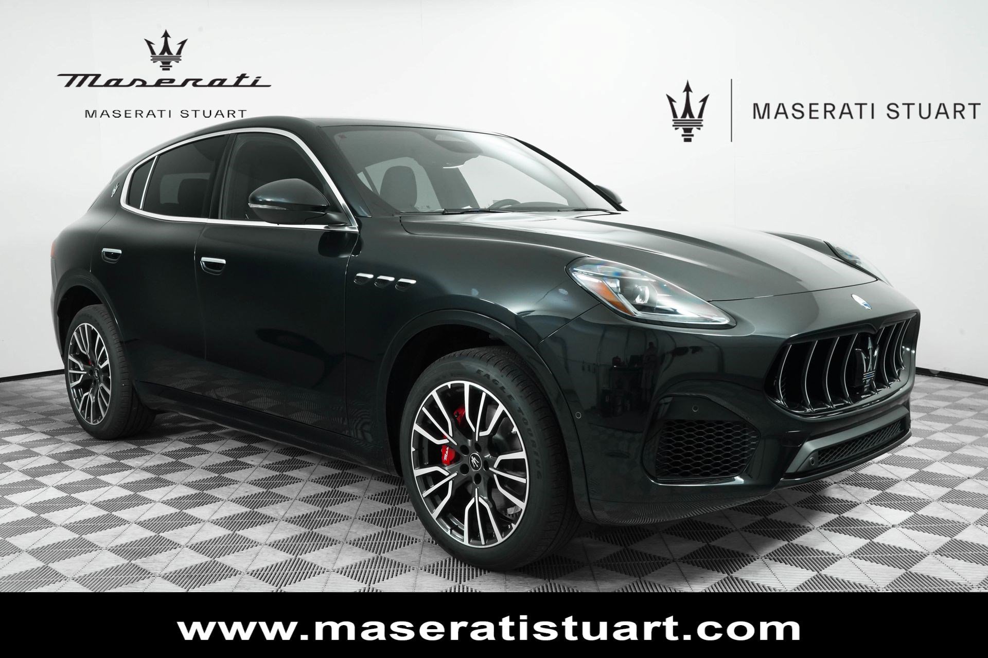 2025 Maserati Grecale Base