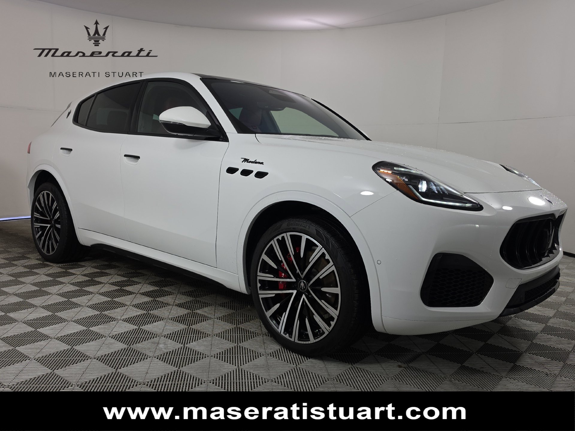 2025 Maserati Grecale MODENA