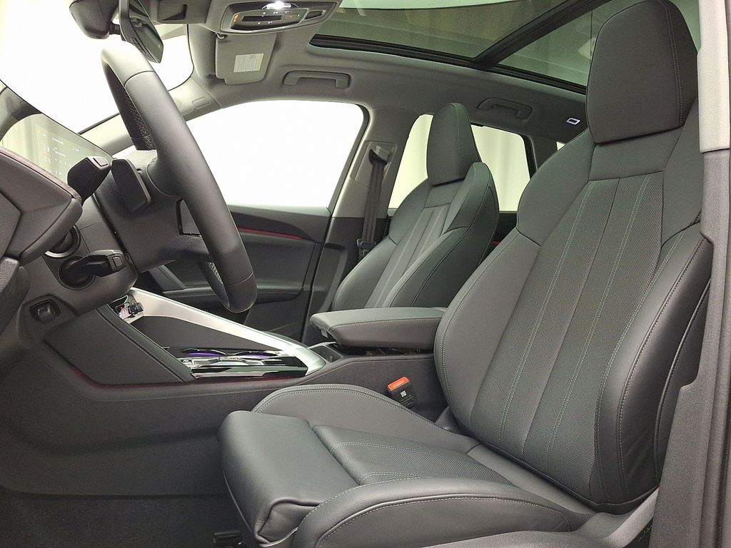 2025 Audi New Q5 Premium Plus - Photo 8