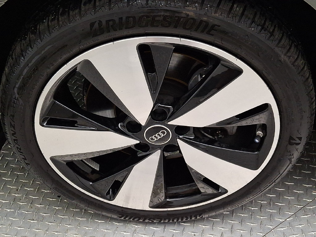 2025 Audi New A5 Premium Plus - Photo 8
