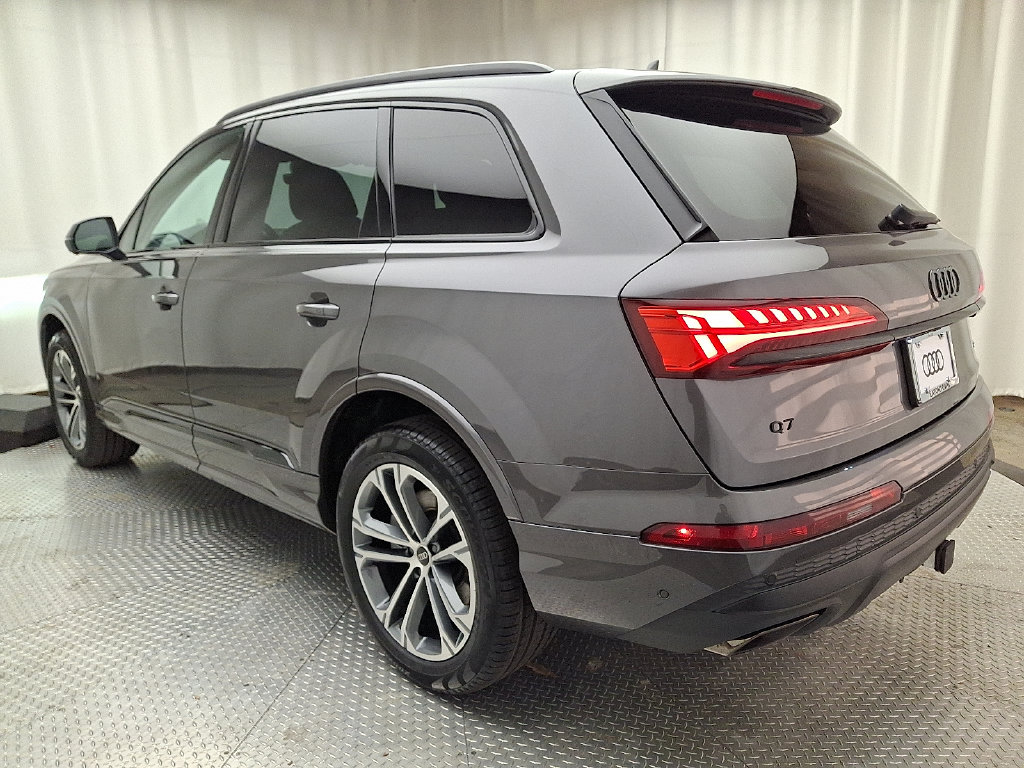 Used 2026 Audi Q7 45 Premium SUV