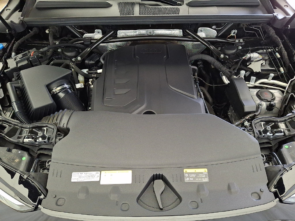 2025 Audi New Q5 Premium Plus - Photo 27