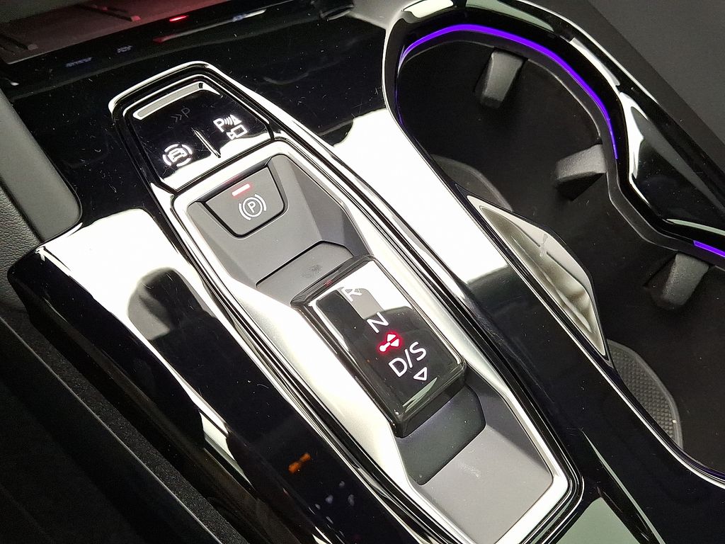 2025 Audi New Q5 Premium Plus - Photo 10