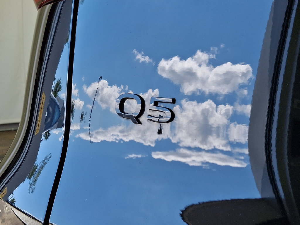 2025 Audi New Q5 Premium Plus - Photo 30