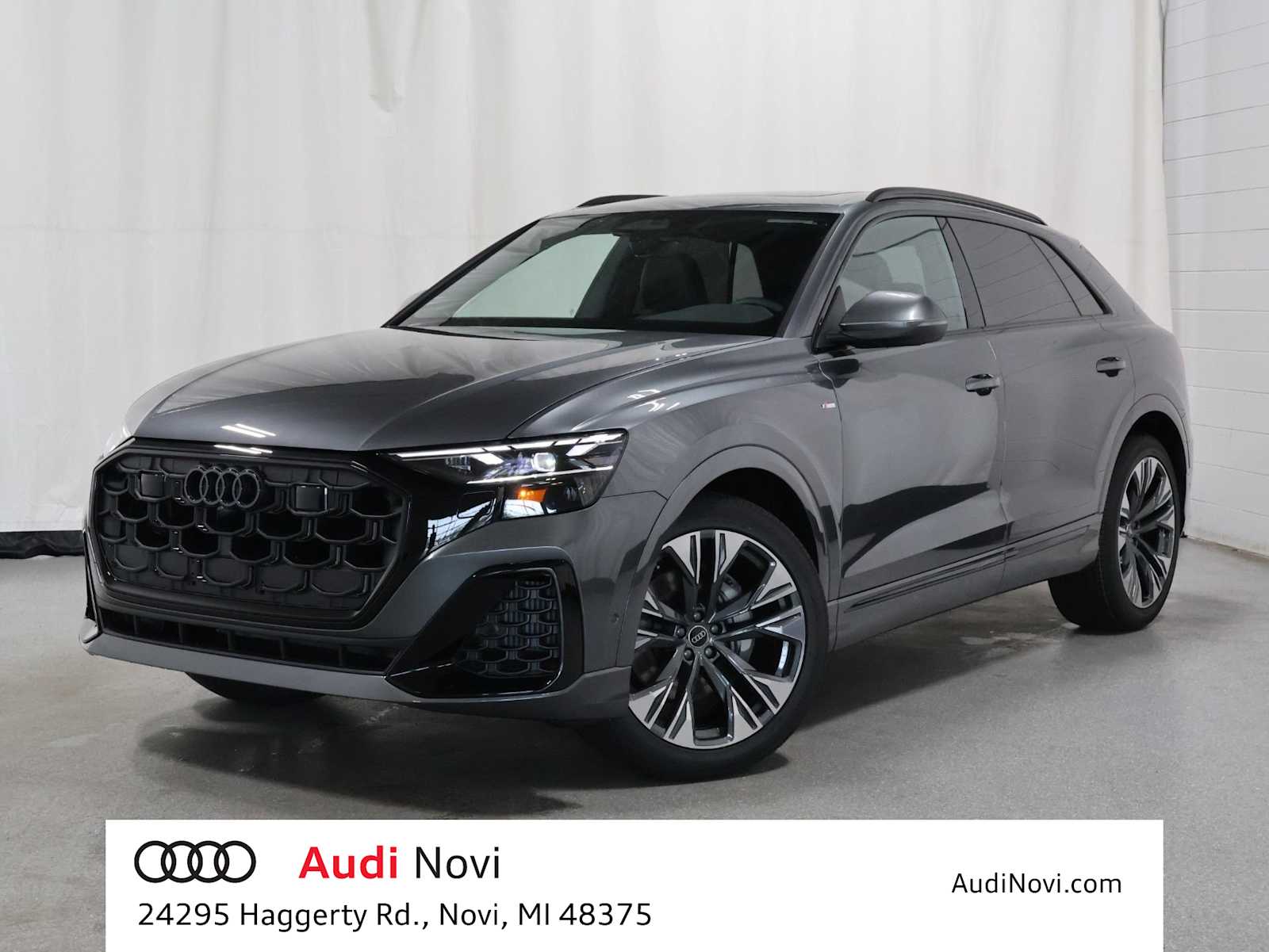  Audi Q8
