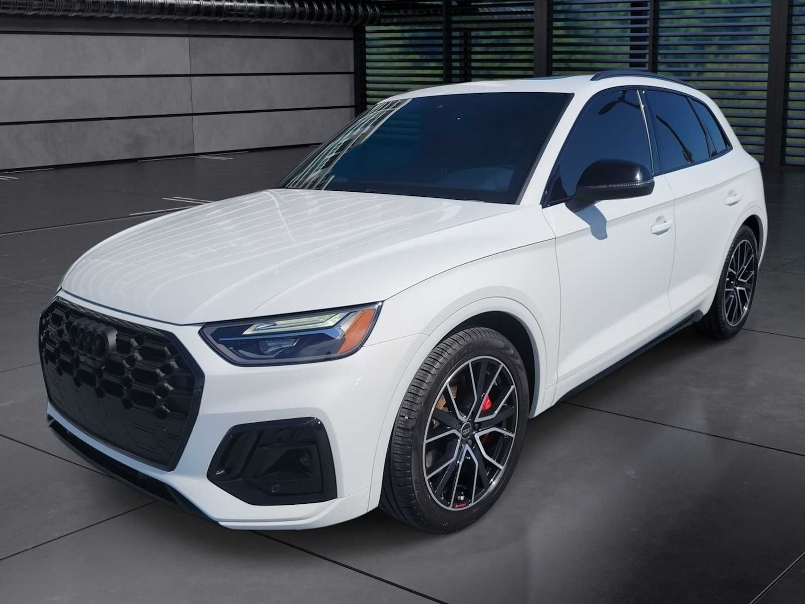 2025 Audi SQ5