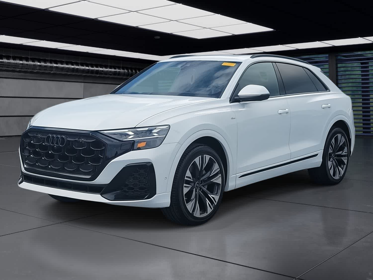 2025 Audi Q8