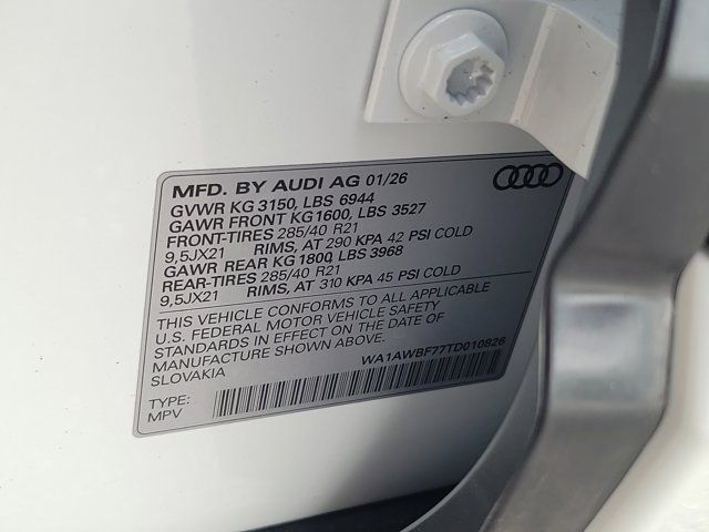 2026 Audi SQ7 Premium Plus - Photo 18