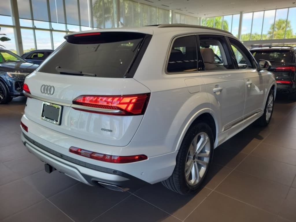 New 2026 Audi Q7 Premium Plus SUV