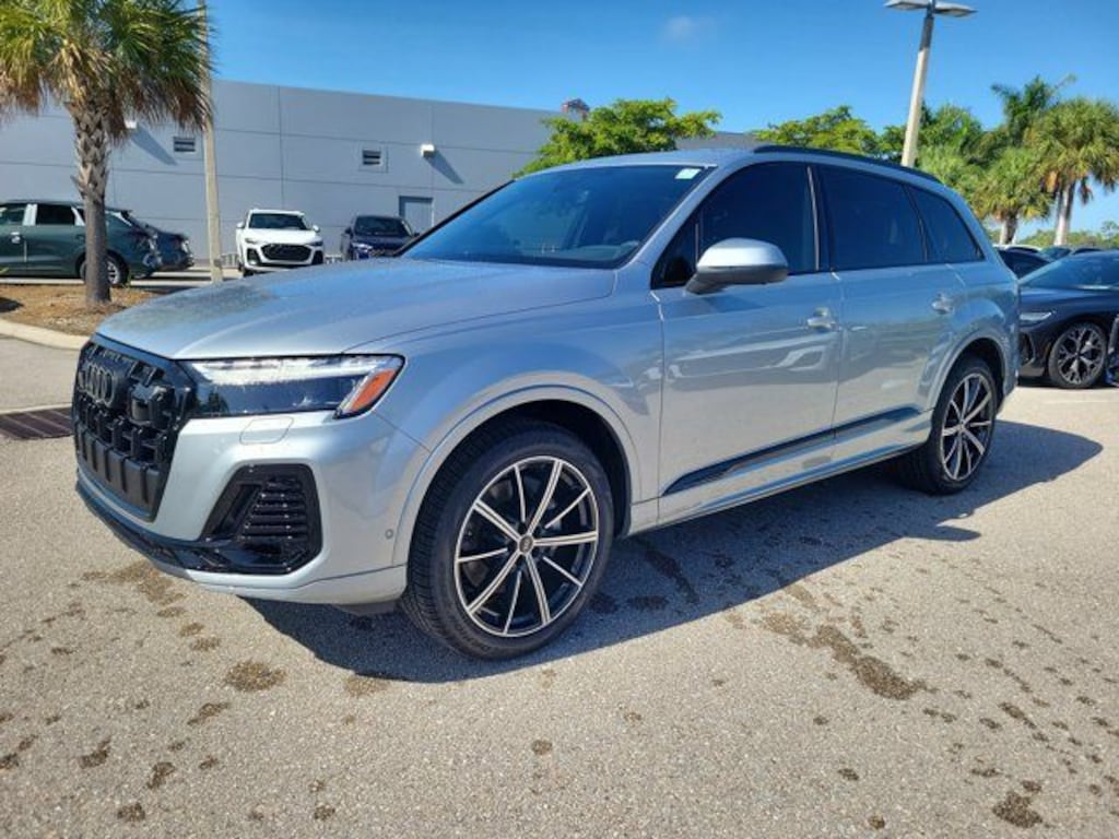 New 2026 Audi Q7 Premium Plus SUV