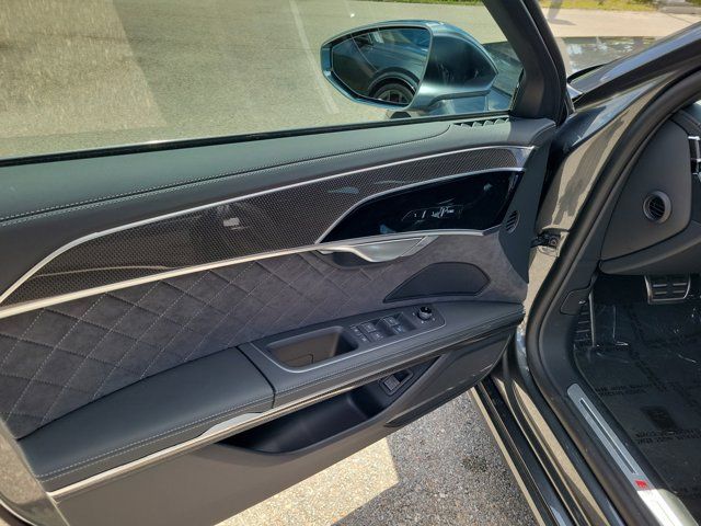 2026 Audi S8 Base - Photo 11