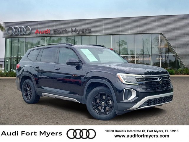 Used 2024 Volkswagen Atlas 2.0T Peak Edition SE w/Technology SUV